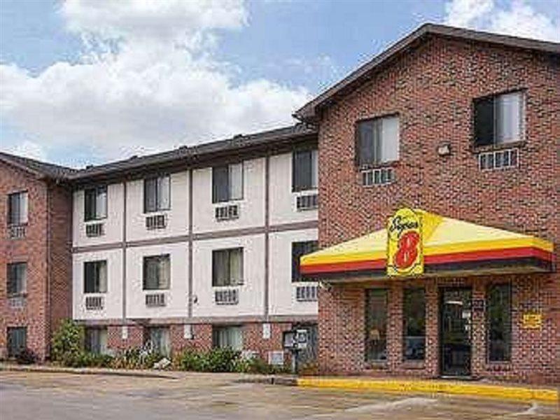 Super 8 By Wyndham Omaha/West Dodge Motel Exterior foto
