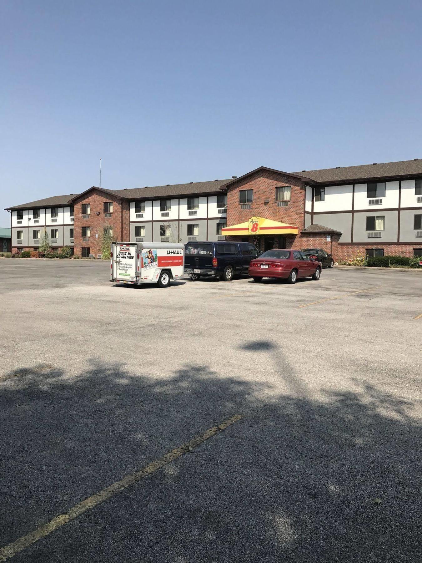 Super 8 By Wyndham Omaha/West Dodge Motel Exterior foto